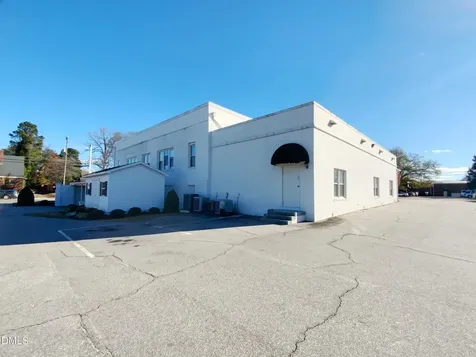 401 W Cumberland Dunn NC 28334