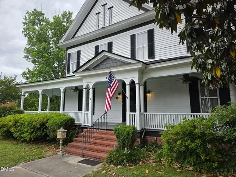 401 N Main Street Louisburg NC 27549