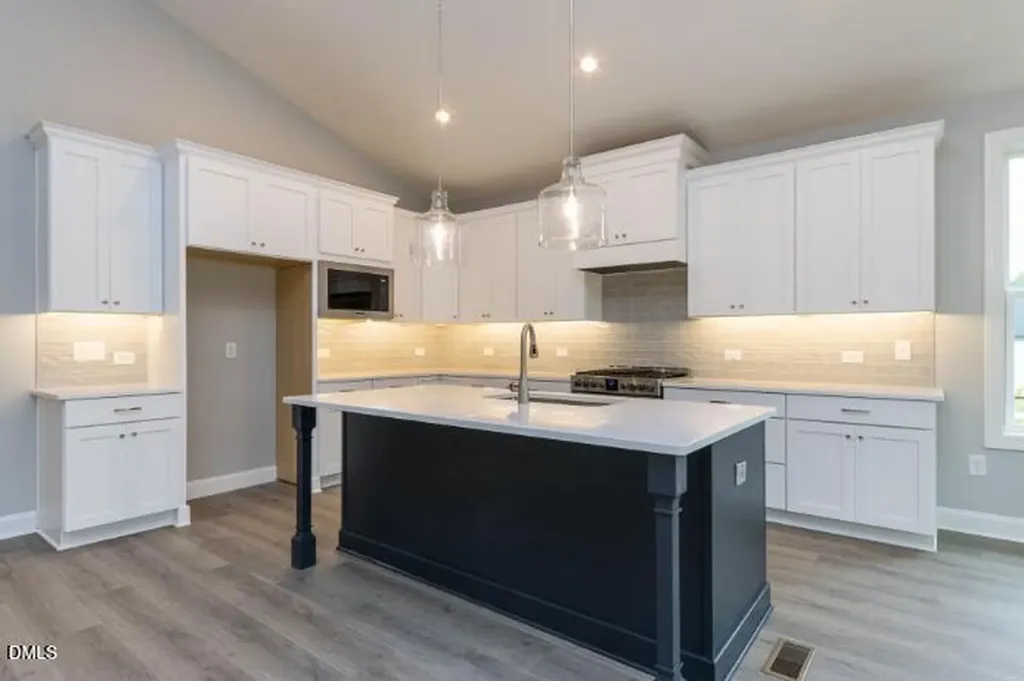 743 W Holly Springs Road Holly Springs NC 27540