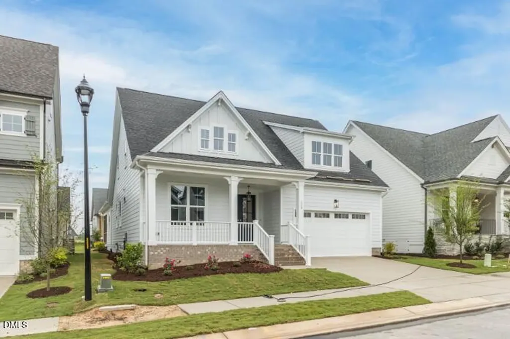 743 W Holly Springs Road Holly Springs NC 27540