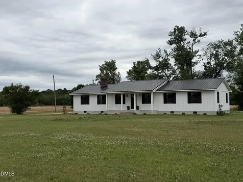 3055 Autry Mill Road Godwin NC 28344