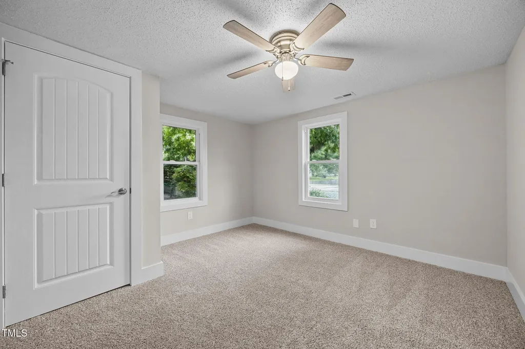 807 N Wilson Avenue Dunn NC 28334