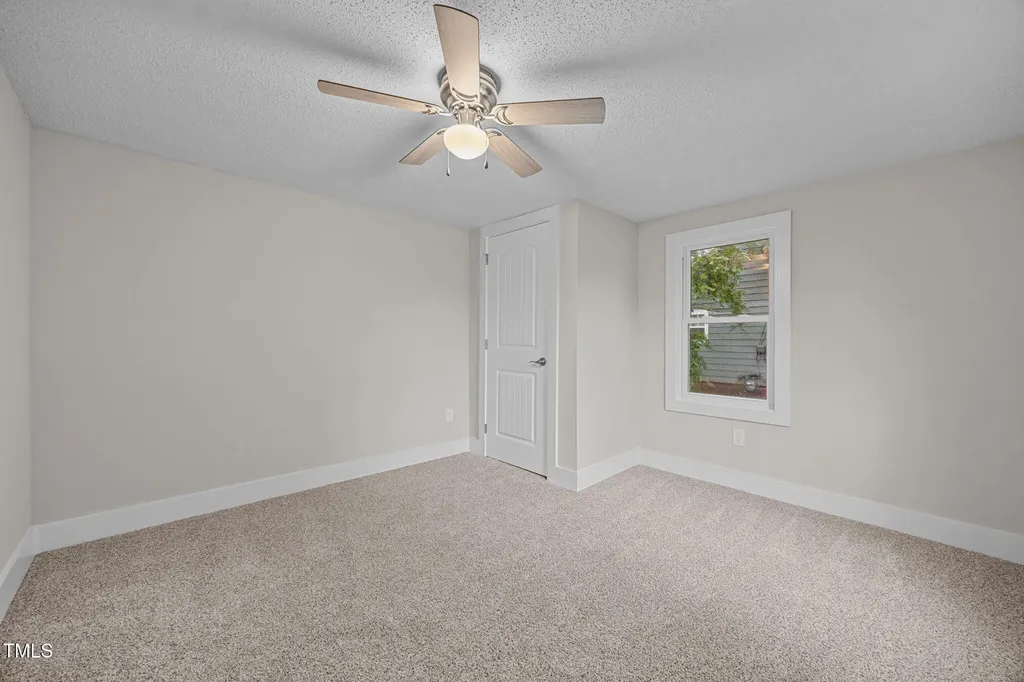 807 N Wilson Avenue Dunn NC 28334