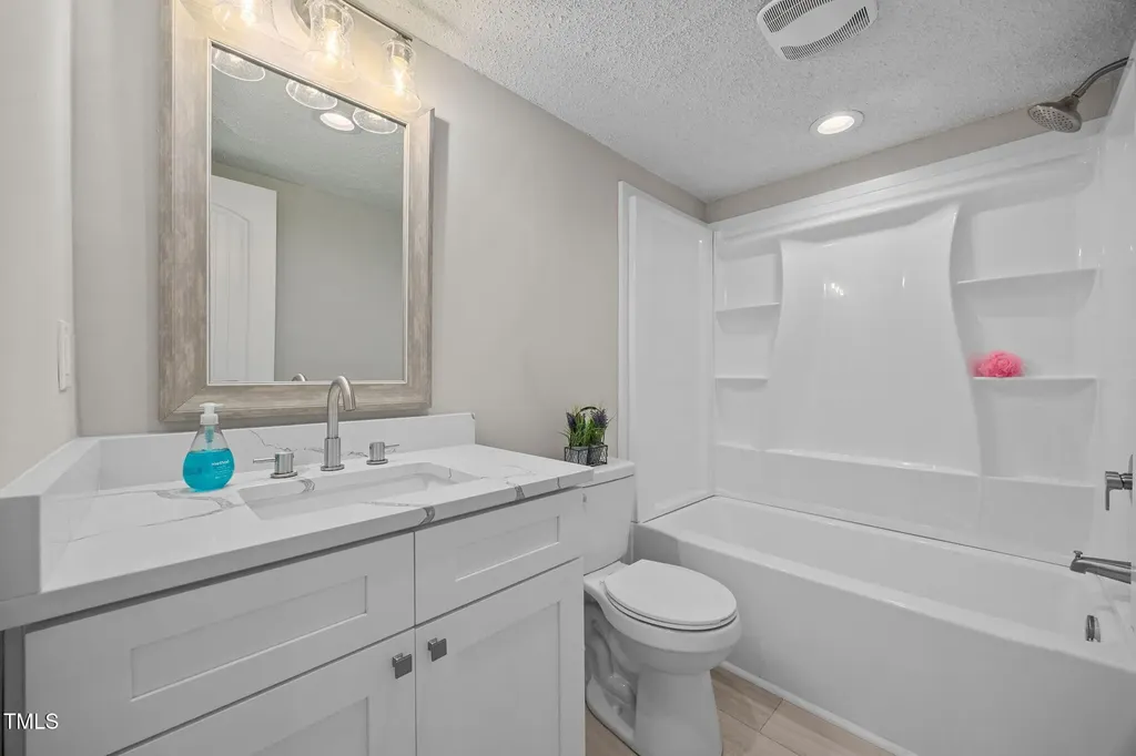 807 N Wilson Avenue Dunn NC 28334