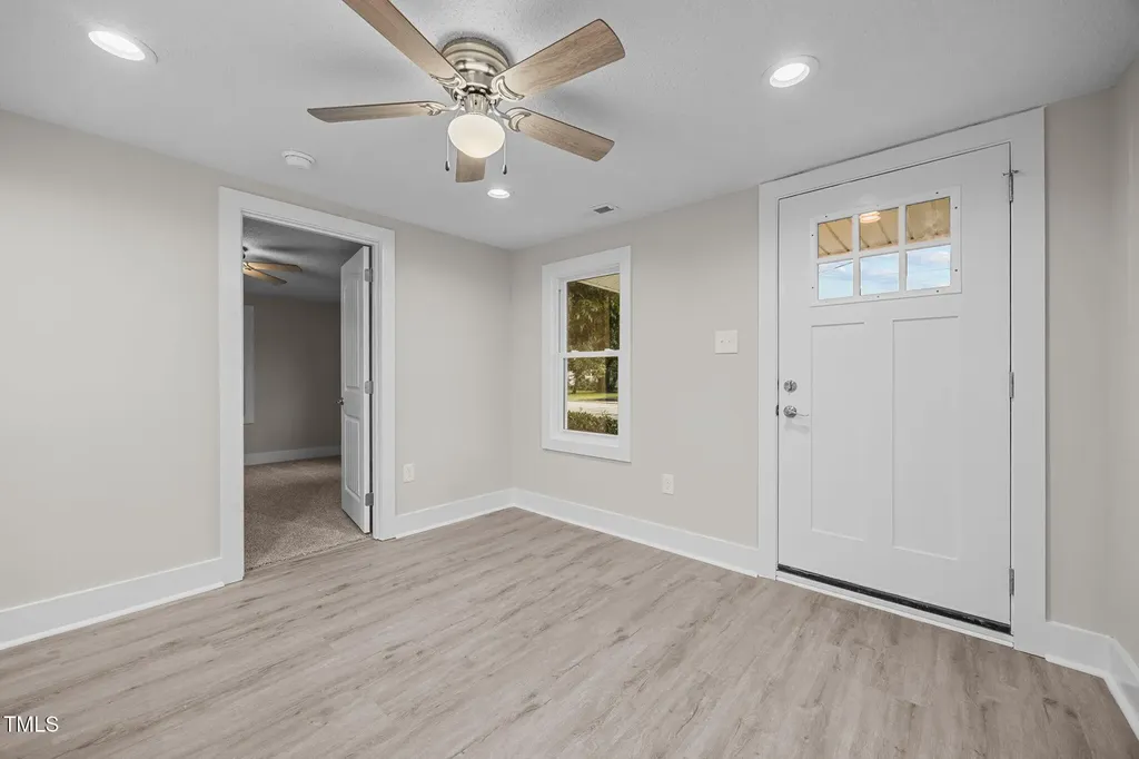 807 N Wilson Avenue Dunn NC 28334