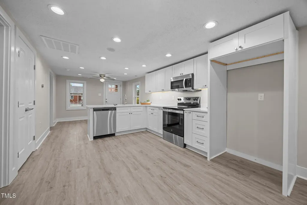 807 N Wilson Avenue Dunn NC 28334