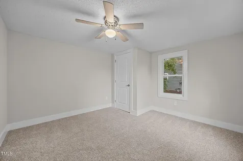 807 N Wilson Avenue Dunn NC 28334