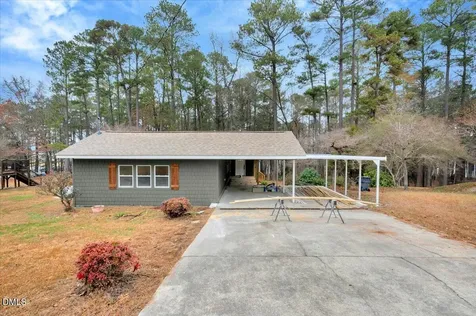 950 Cedar Cove Road Henderson NC 27537