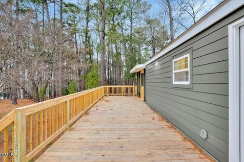 950 Cedar Cove Road Henderson NC 27537