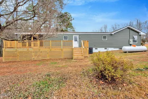950 Cedar Cove Road Henderson NC 27537