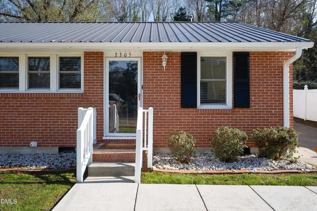 2305 Dandridge Drive Raleigh NC 27610