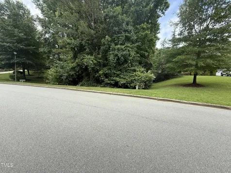 533 Bear Tree Creek Chapel Hill NC 27517