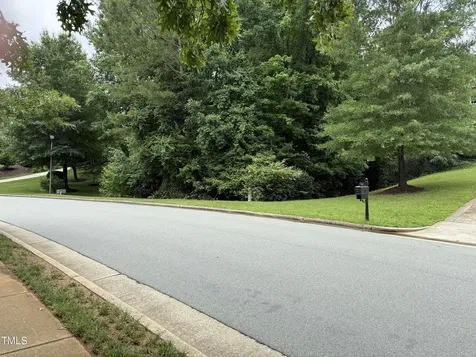 533 Bear Tree Creek Chapel Hill NC 27517