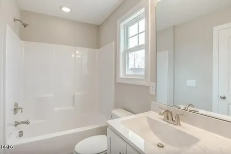 507 E Clydes Point Way Wendell NC 27591