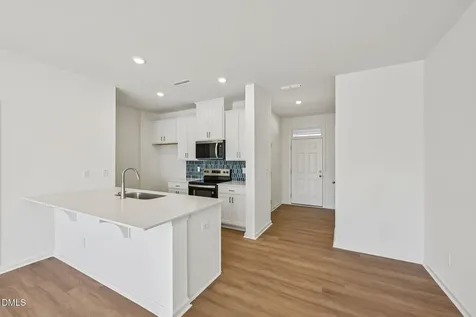 212 Parker Lane Mebane NC 27302