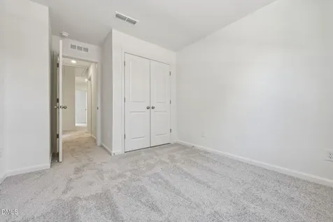 212 Parker Lane Mebane NC 27302