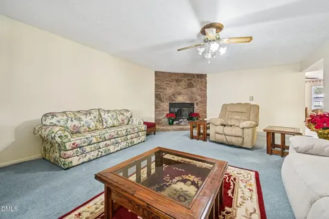 6958 Timbercroft Lane Fayetteville NC 28314