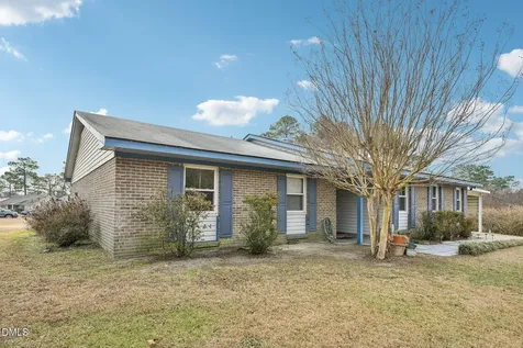 6958 Timbercroft Lane Fayetteville NC 28314