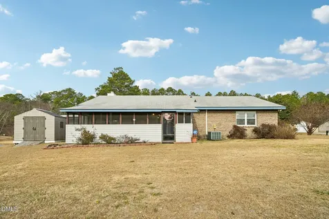 6958 Timbercroft Lane Fayetteville NC 28314
