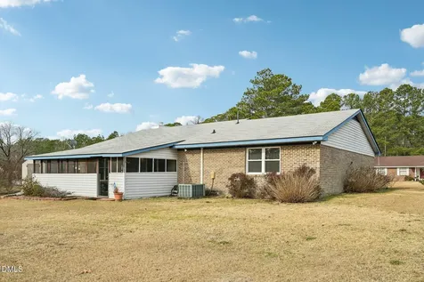 6958 Timbercroft Lane Fayetteville NC 28314