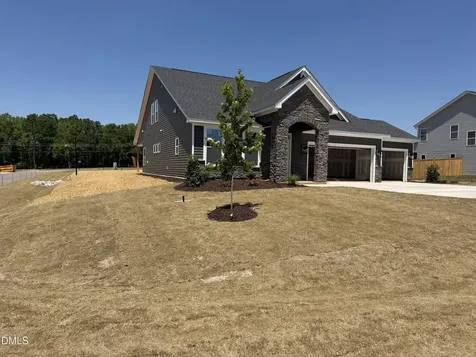 15 Macy Circle Wendell NC 27591
