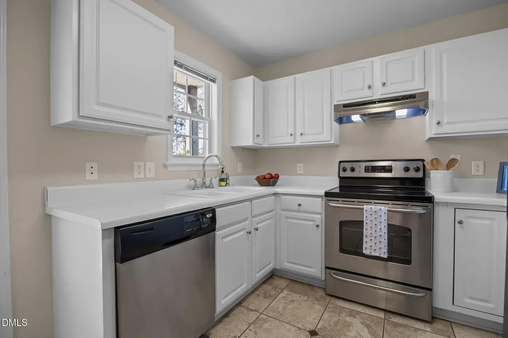 2129 Ventana Lane Raleigh NC 27604
