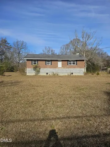 708 Nc 210 Smithfield NC 27577