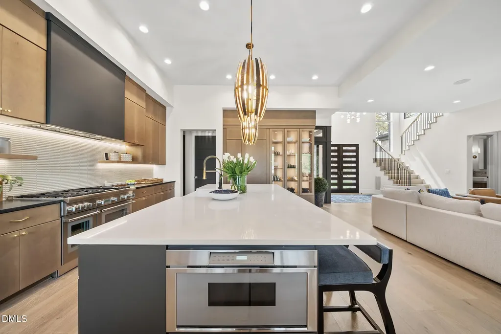 1925 Hunting Ridge Road Raleigh NC 27615