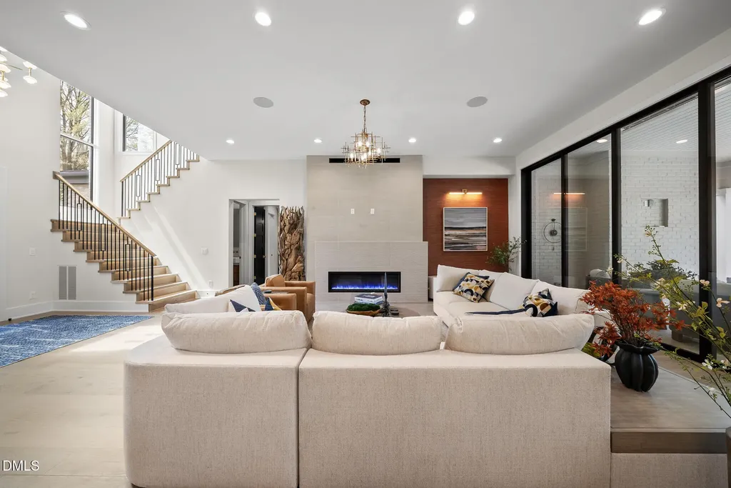 1925 Hunting Ridge Road Raleigh NC 27615