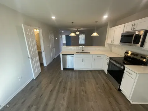 1007 Peony Lane Youngsville NC 27596