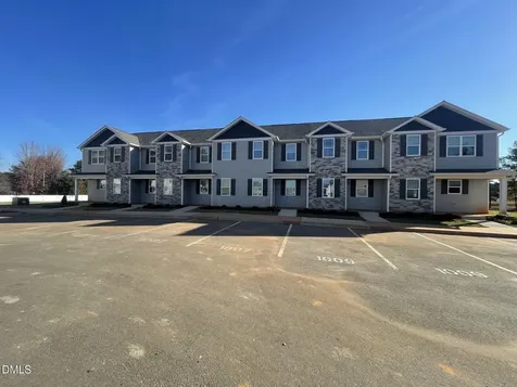 1005 Peony Lane Youngsville NC 27596