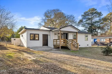 2710 Academy Street Sanford NC 27332