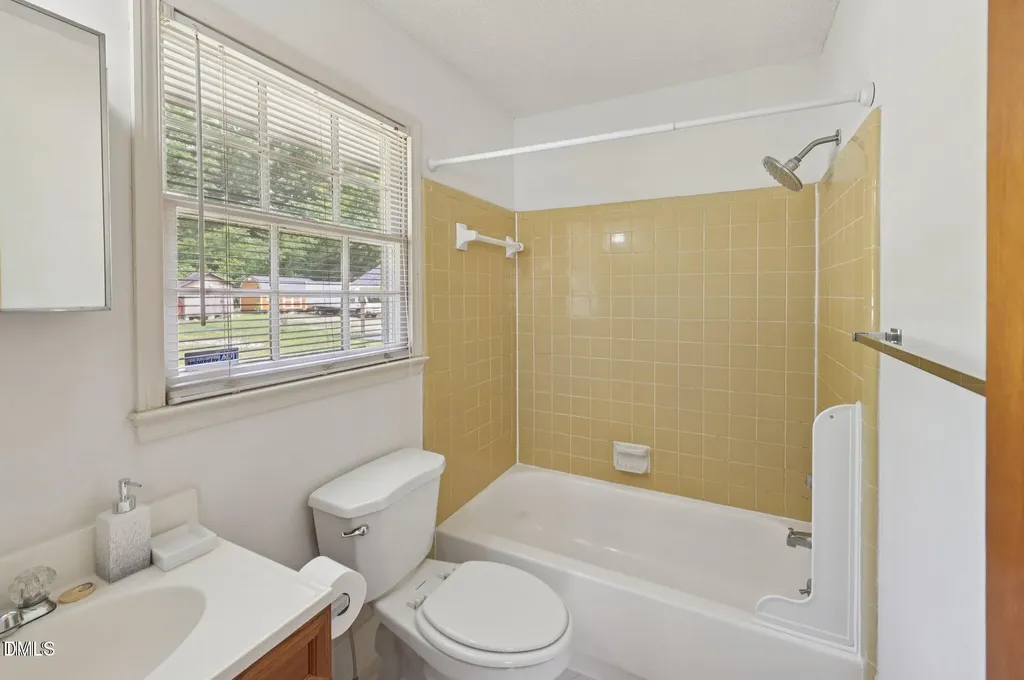 555 Dacian Road Raleigh NC 27610
