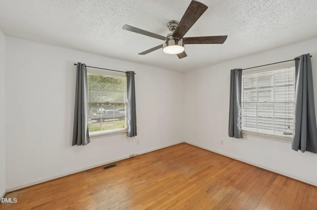 555 Dacian Road Raleigh NC 27610