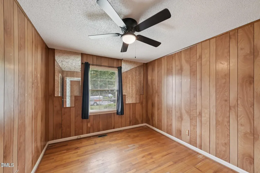 555 Dacian Road Raleigh NC 27610