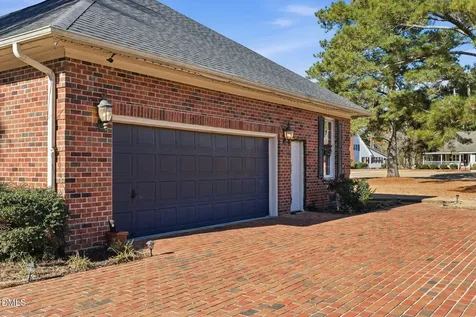26 Strickland Lane Lillington NC 27546