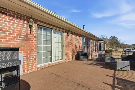 26 Strickland Lane Lillington NC 27546