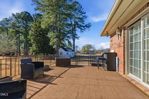 26 Strickland Lane Lillington NC 27546