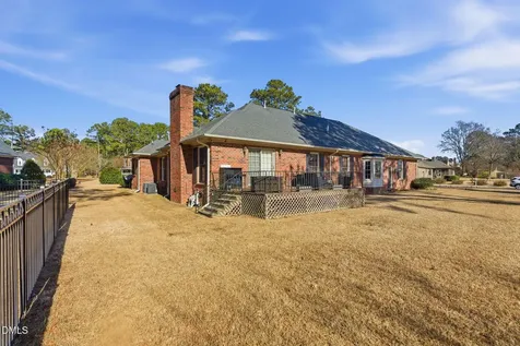 26 Strickland Lane Lillington NC 27546
