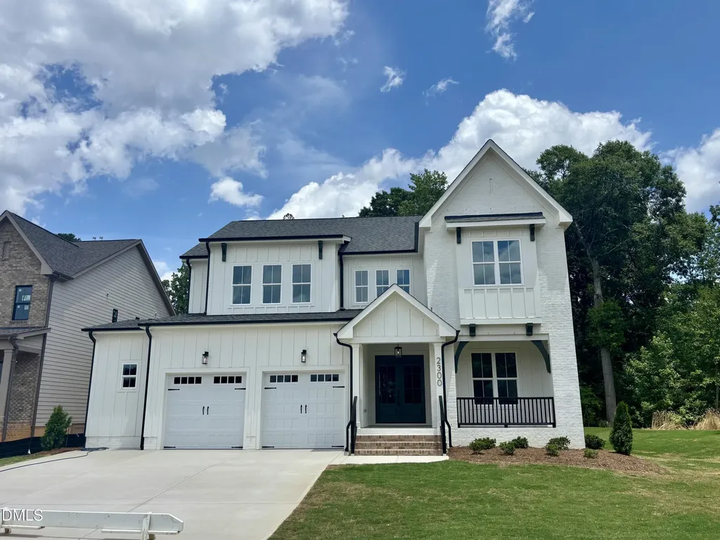2300 Hilltop Bluffs Court Fuquay Varina NC 27526