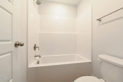 4733 Scenic Pines Drive Hope Mills NC 28348