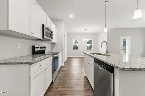 413 Hallingsfield Way Zebulon NC 27597