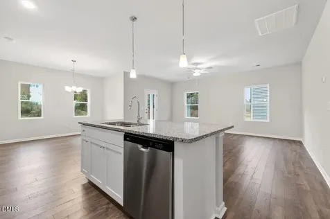 413 Hallingsfield Way Zebulon NC 27597