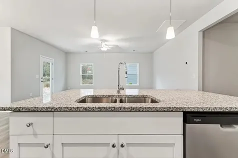 413 Hallingsfield Way Zebulon NC 27597