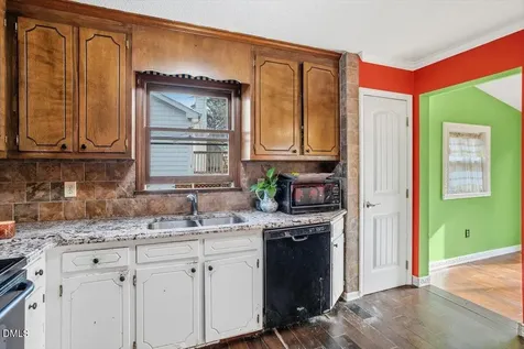4104 Lodge Allen Court Raleigh NC 27616