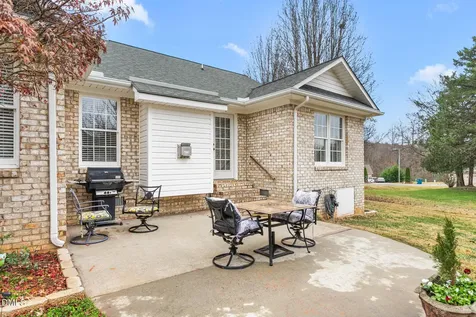 2572 Farrell Road Mebane NC 27302