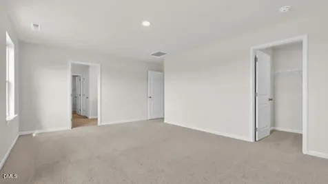 8 Tiger Eye Drive Clayton NC 27520