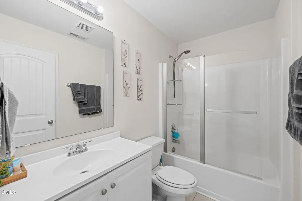 5841 Wynmore Road Raleigh NC 27610