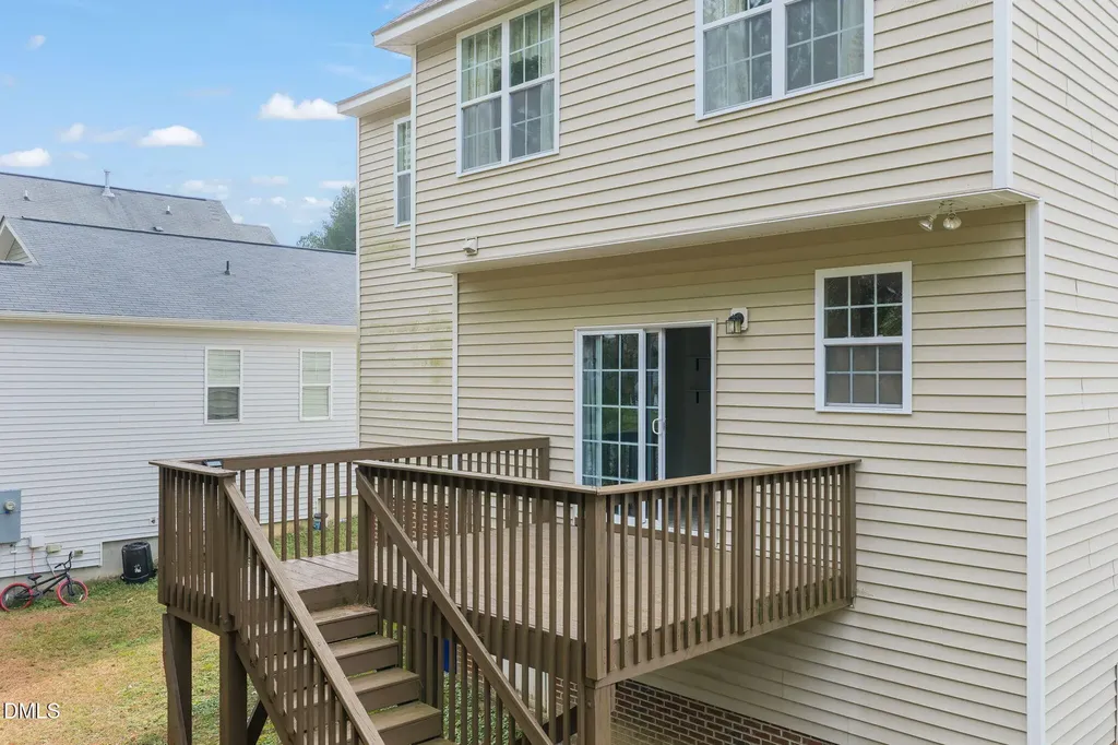 5841 Wynmore Road Raleigh NC 27610