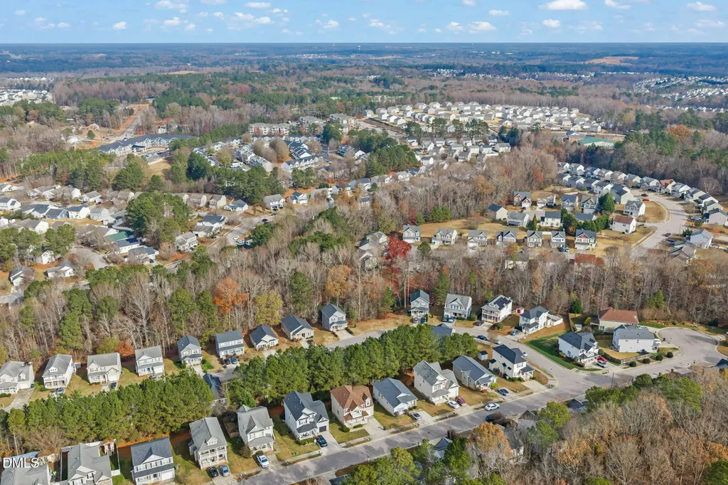 5841 Wynmore Road Raleigh NC 27610